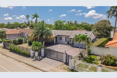 6320 NW 199th St, Hialeah, FL 33015 - Photo 1