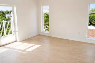 1931 NE 2nd St, Deerfield Beach, FL 33441 - Photo 7