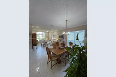 340 SW 167th Ave, Pembroke Pines, FL 33027 - Photo 7