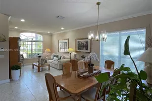 340 SW 167th Ave, Pembroke Pines, FL 33027 - Photo 7