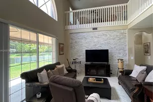 340 SW 167th Ave, Pembroke Pines, FL 33027 - Photo 13