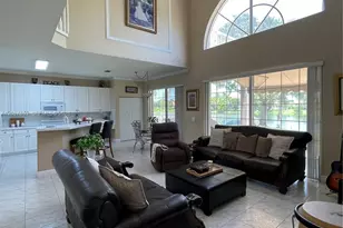340 SW 167th Ave, Pembroke Pines, FL 33027 - Photo 13