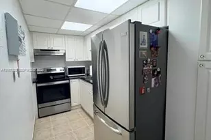 4717 NW 7th St, Miami, FL 33126 - Photo 3