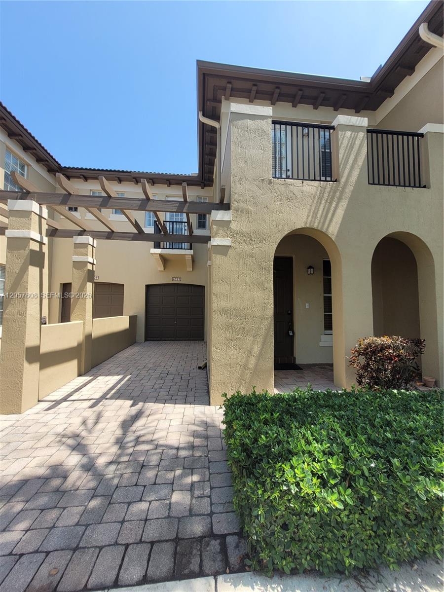 8707 Buckskin Manor #5-12