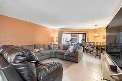6655 W Broward Blvd #200, Plantation, FL 33317 - Photo 19