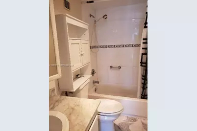 1300 NE Miami Gardens Dr #419E, Miami, FL 33179 - Photo 5