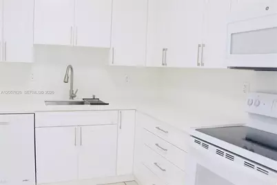 6900 Bay Dr #4A, Miami Beach, FL 33141 - Photo 7