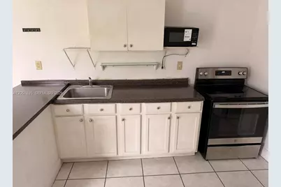 9815 SW 51st Ter #B, Miami, FL 33165 - Photo 1