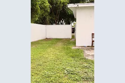 9815 SW 51st Ter #B, Miami, FL 33165 - Photo 9