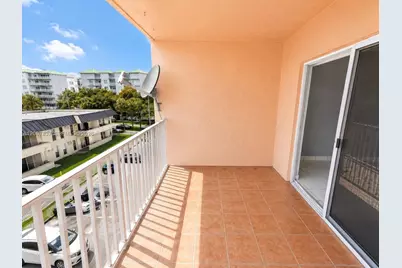 2400 NW 16th St Rd #407, Miami, FL 33125 - Photo 5