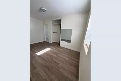 1816 NW 25th Ter, Fort Lauderdale, FL 33311 - Photo 17