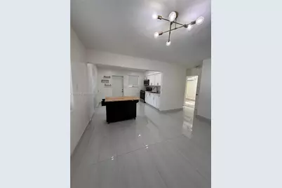 1816 NW 25th Ter, Fort Lauderdale, FL 33311 - Photo 9