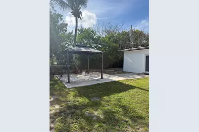 1816 NW 25th Ter, Fort Lauderdale, FL 33311 - Photo 27