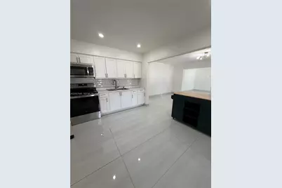 1816 NW 25th Ter, Fort Lauderdale, FL 33311 - Photo 15