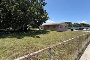 3202 NW 182nd St, Miami Gardens, FL 33056 - Photo 9