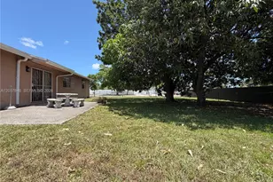 3202 NW 182nd St, Miami Gardens, FL 33056 - Photo 7