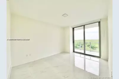 16385 Biscayne Blvd #702, North Miami Beach, FL 33160 - Photo 21