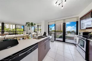 540 Brickell Key Dr, Miami, FL 33131 - Photo 11