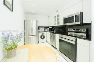 6770 Indian Creek Dr, Miami Beach, FL 33141 - Photo 11