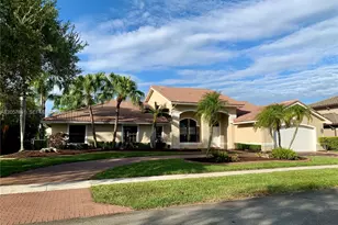 19331 NW 8th St, Pembroke Pines, FL 33029 - Photo 1