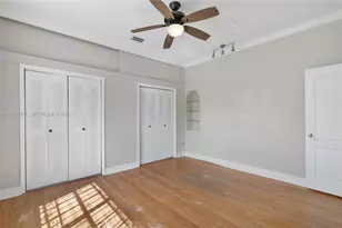 4445 N Michigan Ave, Miami Beach, FL 33140 - Photo 13