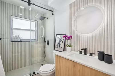 1881 Washington Ave #8C, Miami Beach, FL 33139 - Photo 15