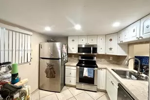 3905 N Nob Hill Rd, Sunrise, FL 33351 - Photo 1