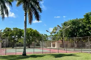 3905 N Nob Hill Rd, Sunrise, FL 33351 - Photo 21