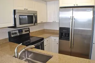 1800 Sunset Harbour Dr, Miami Beach, FL 33139 - Photo 3