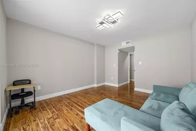 1690 NE 191st St #302-1, Miami, FL 33179 - Photo 13
