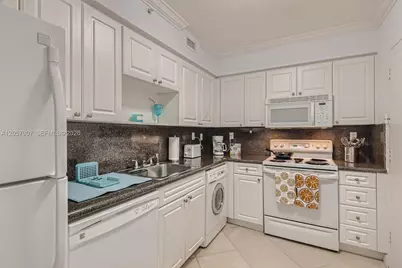 2501 S Ocean Dr #308, Hollywood, FL 33019 - Photo 3