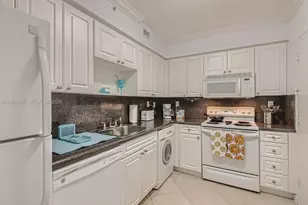2501 S Ocean Dr, Hollywood, FL 33019 - Photo 3