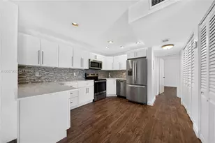 3642 NE 171 St, North Miami Beach, FL 33160 - Photo 15