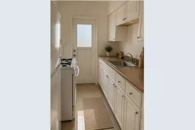 7333 Byron Ave #7331, Miami Beach, FL 33141 - Photo 3