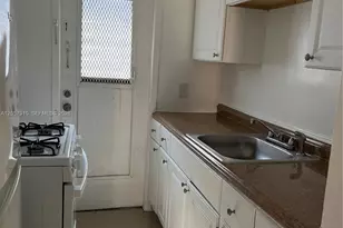 7333 Byron Ave, Miami Beach, FL 33141 - Photo 11
