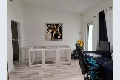 18045 NW 2nd Pl, Miami Gardens, FL 33169 - Photo 7