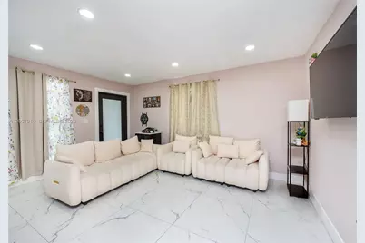 3000 NW 13th St, Miami, FL 33125 - Photo 21