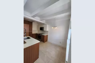 1390 Ocean Dr #402, Miami Beach, FL 33139 - Photo 11