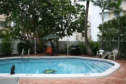 1390 Ocean Dr #402, Miami Beach, FL 33139 - Photo 23