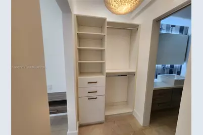1390 Ocean Dr #402, Miami Beach, FL 33139 - Photo 3