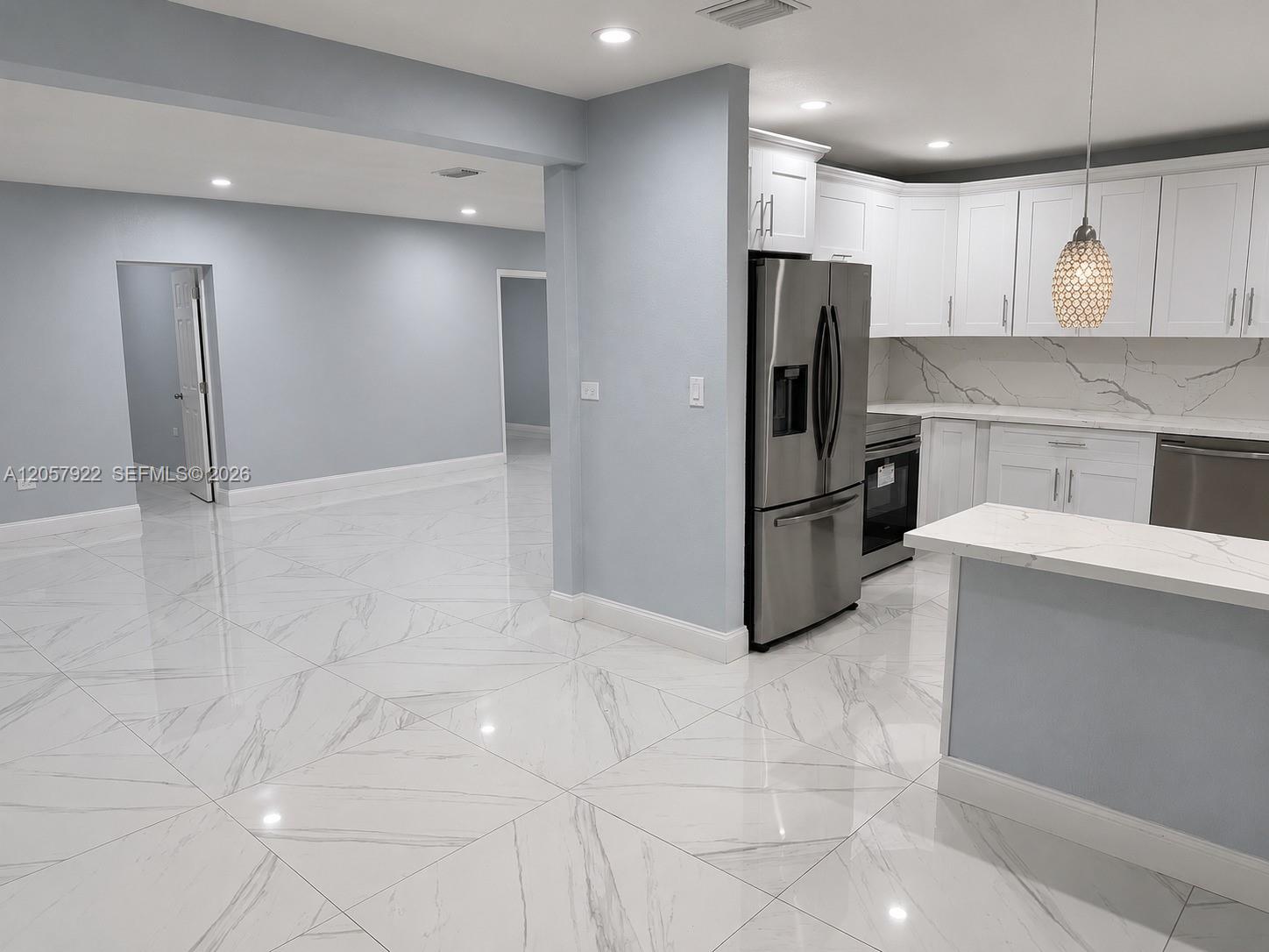 552 NE 161st St - 552 NE 161st St, Miami, FL 33162 Luxury Property | Jose Angel Pina