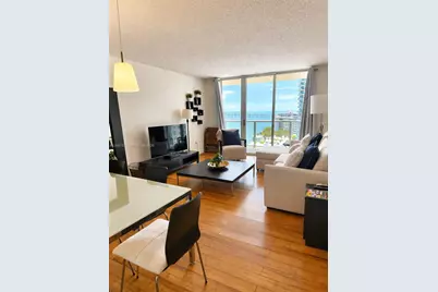 1155 Brickell Bay Dr #1807, Miami, FL 33131 - Photo 3