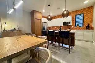 8316 NW 43rd St, Doral, FL 33166 - Photo 11