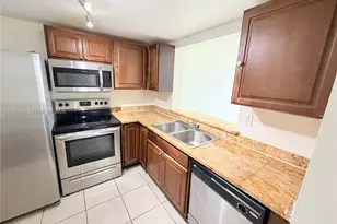 496 NW 165th St Rd, Miami, FL 33169 - Photo 5