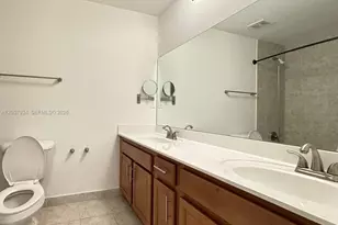 317 NE 194th Ln, Miami, FL 33179 - Photo 17