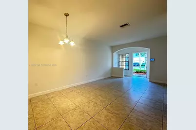 317 NE 194th Ln #317, Miami, FL 33179 - Photo 7