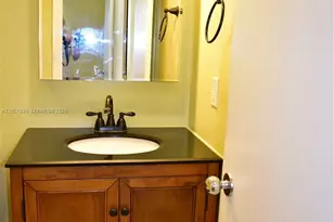 8901 Sunrise Lakes Blvd, Sunrise, FL 33322 - Photo 27