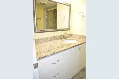 8901 Sunrise Lakes Blvd #211, Sunrise, FL 33322 - Photo 15