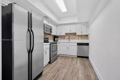 2100 Diana Dr #310, Hallandale Beach, FL 33009 - Photo 9