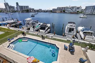 2100 Diana Dr, Hallandale Beach, FL 33009 - Photo 23